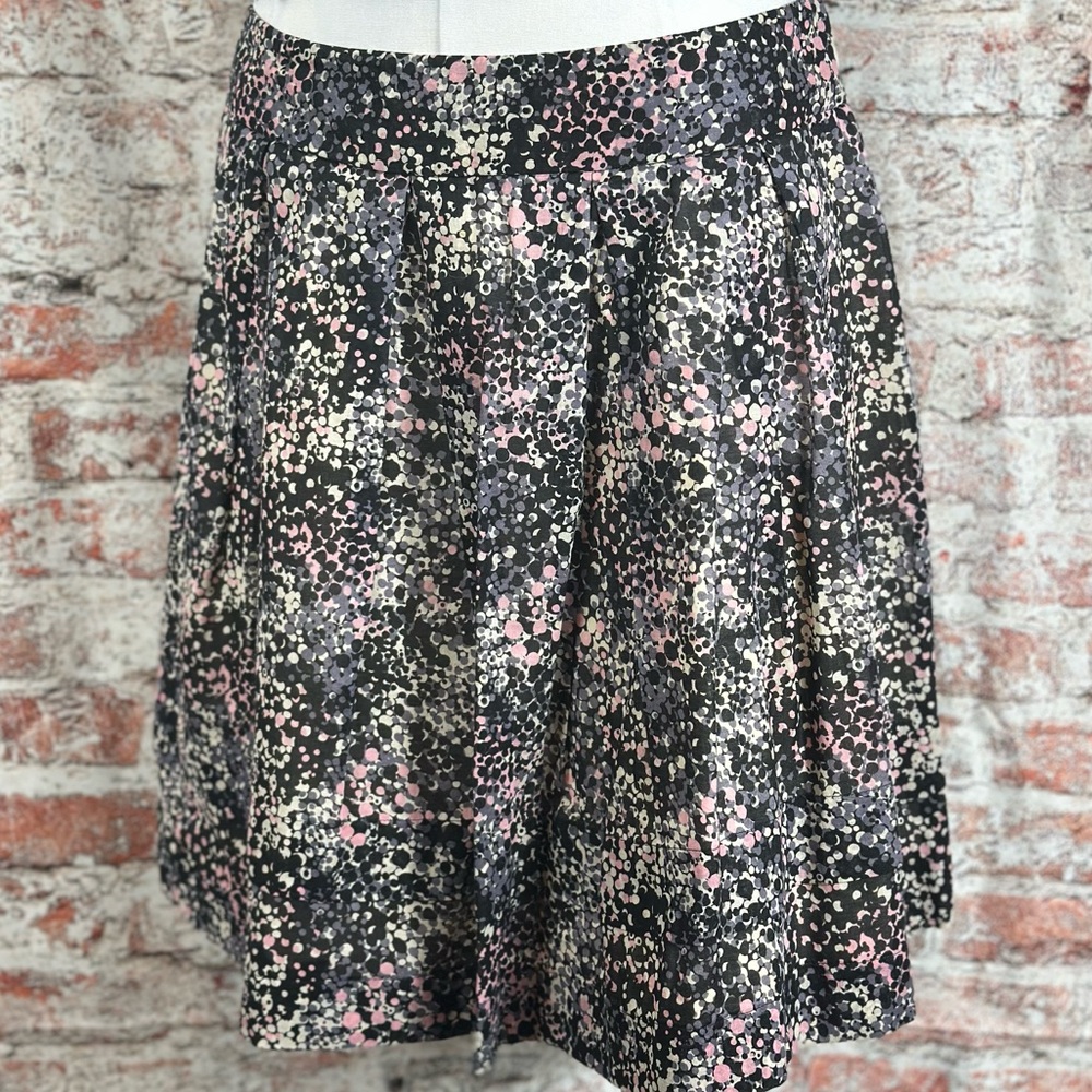 Hinge Skirt